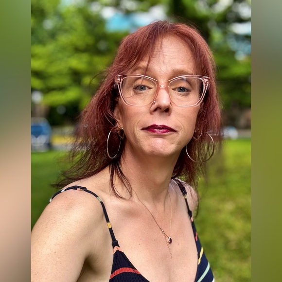 Meet your Posher, Jamie - Picture 1 of 1